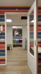 Kantoor strepenbehang met Ixxi